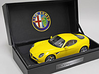 1/18 Alfa Romeo 8C Competizione Miniature Model