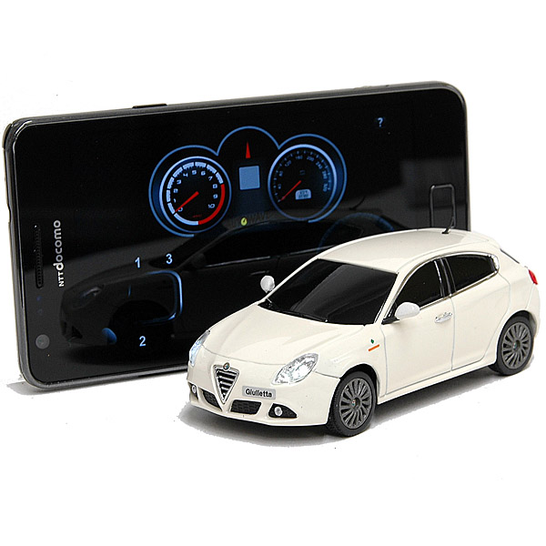 1/43 Alfa Romeo純正Giulietta Bluetooth R/Cモデル(ホワイト)