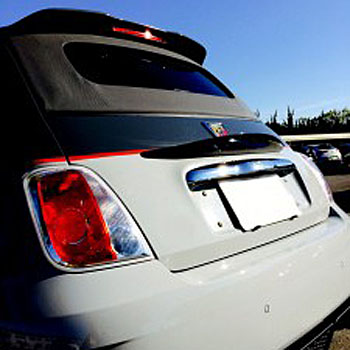 ABARTH 500カーボンリアゲートスポイラー by THREE HUNDRED