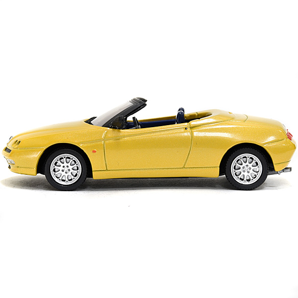 1 43 Alfa Romeo Spider Miniature Model Yellow Italian