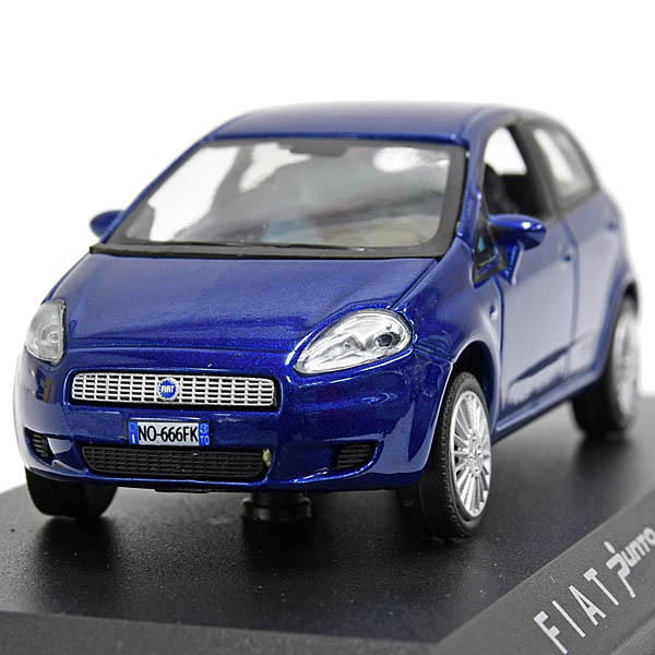 1/43 FIAT Grande Punto 5 Door Miniature Model