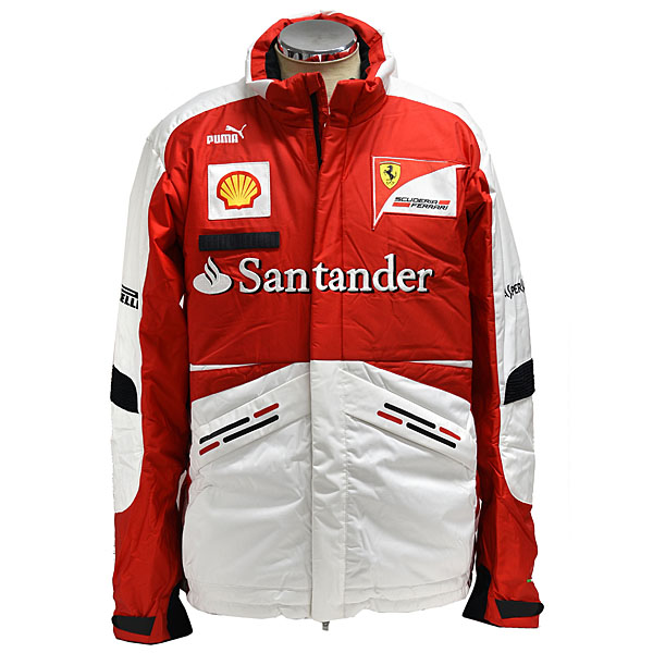 Scuderia Ferrari 2013ティームスタッフ用ウィンタージャケット