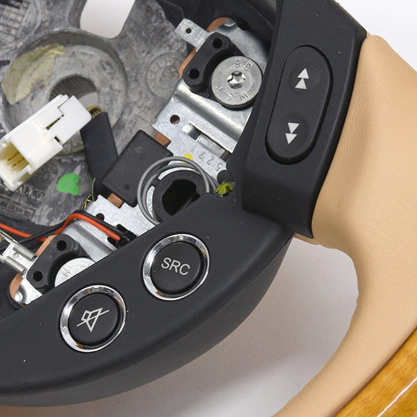 MASERATI Steering Wheel(Quattroporte 5)