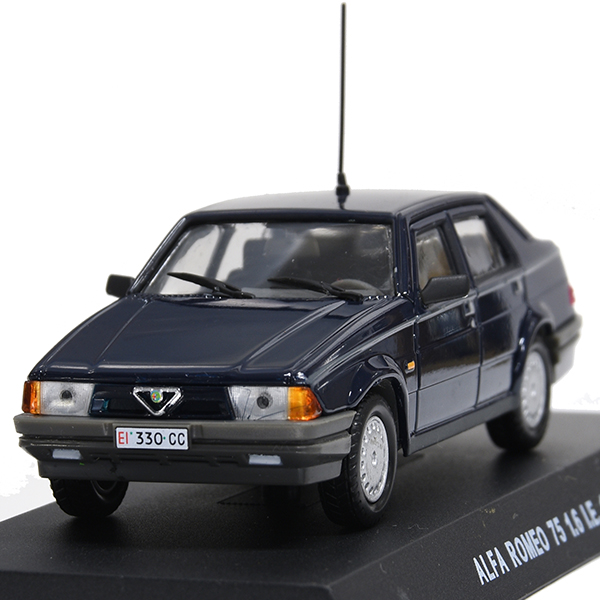 1/43 Alfa Romeo 75 1.6 IE Miniature Model