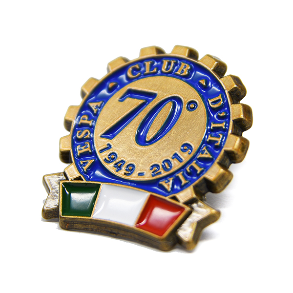 Vespa Club ITALIA 70anni Pin Badge