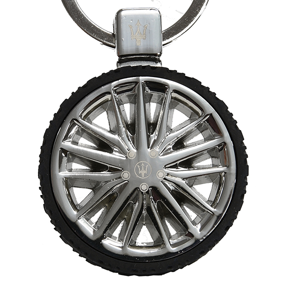 MASERATI�����ۥ����뷿�������(Quattroporte)