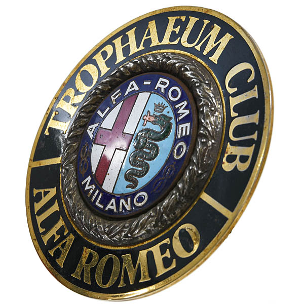 Alfa Romeo Trophaeum Club Grill Emblem