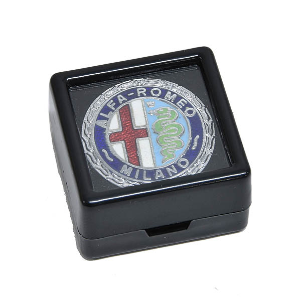 Alfa Romeo Vintage Pin Badge (Small)