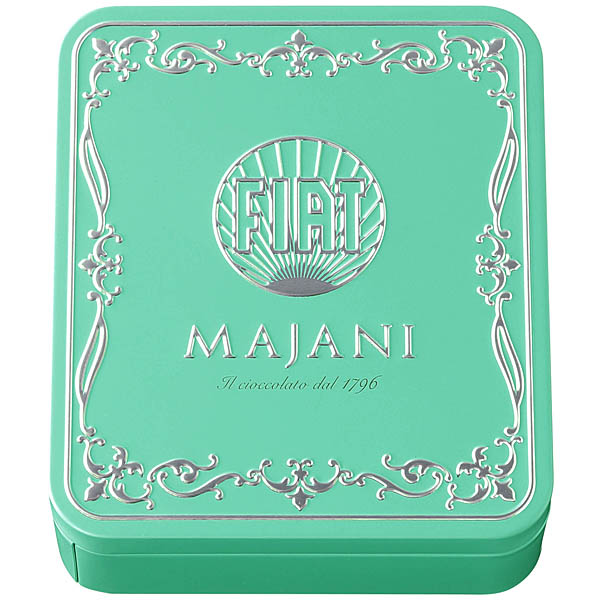 1/43 Scale FIAT Nuova 500 Miniature Model & Chocolate Set by MAJANI