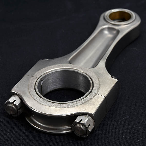 Scuderia Ferrari 80s connecting rod