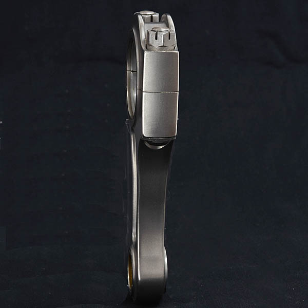 Scuderia Ferrari 80s connecting rod