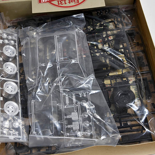 1/20 FIAT131 ABARTH RALLY ALITALIA�ץ��ǥ�