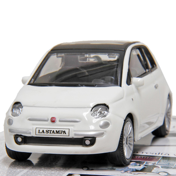 1/43 FIAT 500 La Stampa ����ܥ졼�����ߥ˥��奢��ǥ�