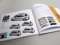 1/43 FIAT 500 La Stampa ����ܥ졼�����ߥ˥��奢��ǥ�