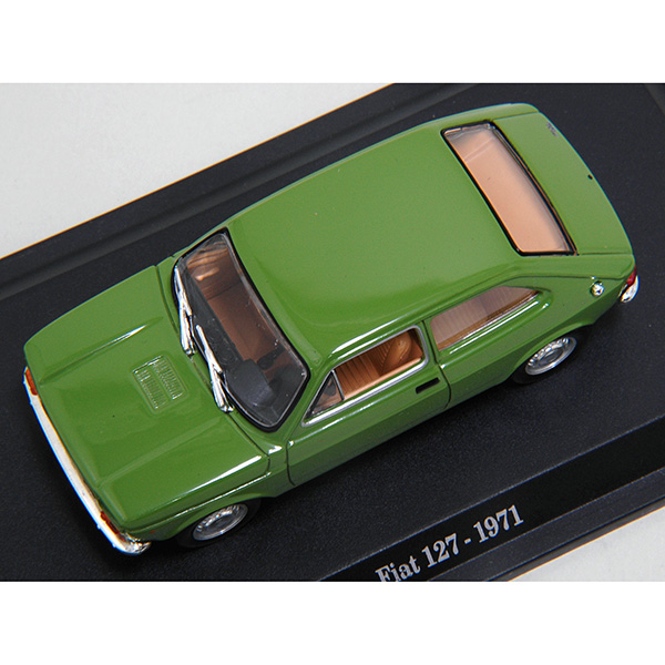 1/43 FIAT Story Collection No.4 127  1971ǯߥ˥奢ǥ