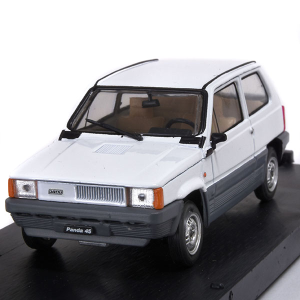 1/43 FIAT Panda 45 Miniature Model (White)