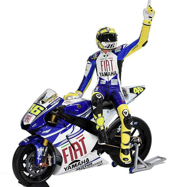 1/12 FIAT YAMAHA Team YZR-M1 Valentino Rossi�ߥ˥��奢��ǥ륻�å�
