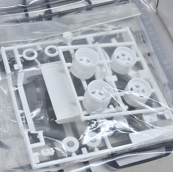 1/24 LANCIA STRATOS TURBO �ץ��ǥ�