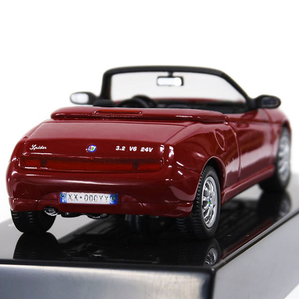 1/43 Alfa Romeo Spider 2003 Miniature Model