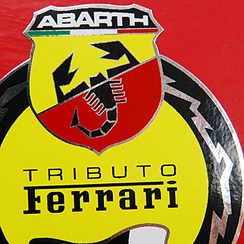 ABARTH 695 TRIBUTO Ferrariƥå(᥿Ĵ١)