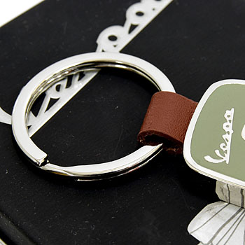 Vespa Official Shield Shaped Keyring(Green)
