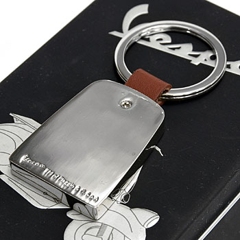 Vespa Official Shield Shaped Keyring(Gray)