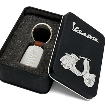 Vespa Official Shield Shaped Keyring(Gray)