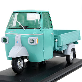 1/32 APE MPV 600 Pianale 1969 Miniature Model