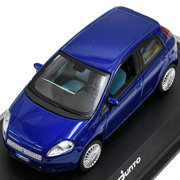 1/43 FIAT Grande Punto 5 Door Miniature Model