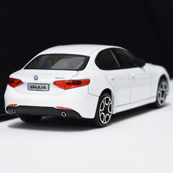 1/43 Alfa Romeo GIULIA Miniature Model(White)