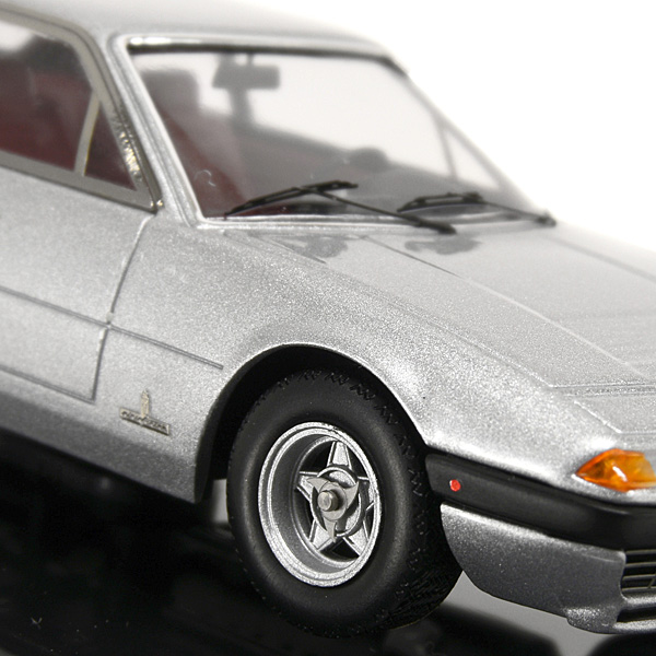 1/43 Ferrari 365 GT4 2+2 Miniature Model(Silver)