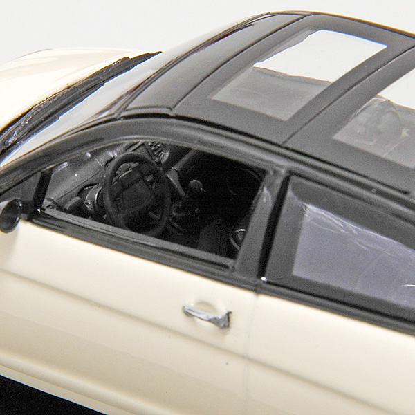 1/43 LANCIA Ypsilon 2 Miniature Model