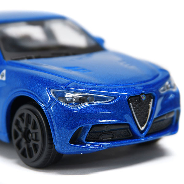 1/43 Alfa Romeo Stelvio Quadrifoglio Miniature Model(Blue)