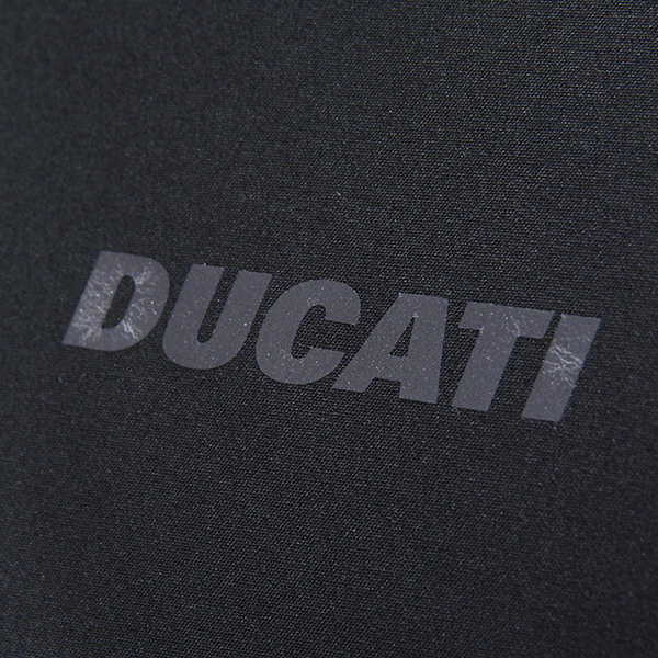 DUCATIɥץ롼ե㥱å