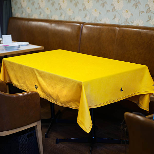 Ristrante Cavallino Table cloth