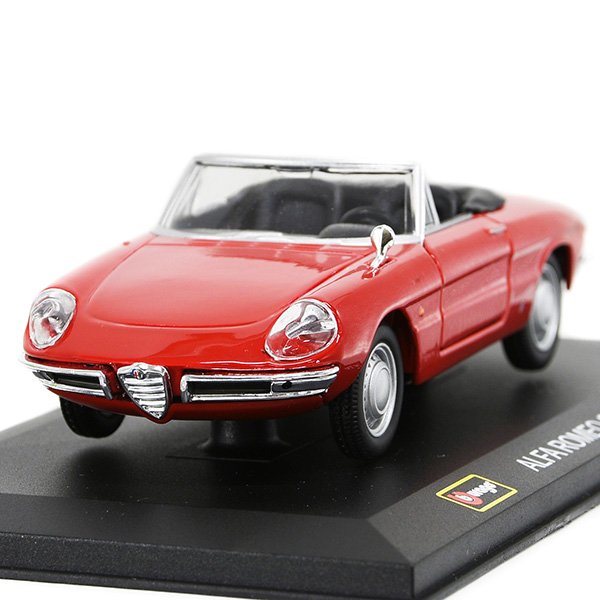 1/32 Alfa Romeo Spider Duetto Miniature Model