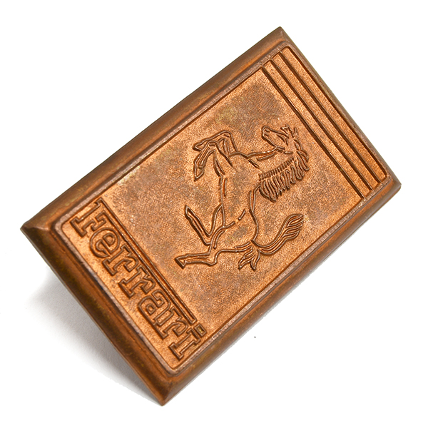 Ferrari Emblem Base(1960-1970)