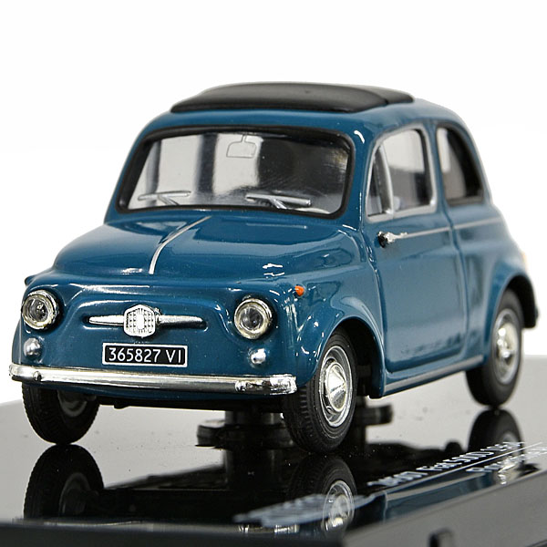 1/43 FIAT 500Dミニチュアモデル (ブルー)