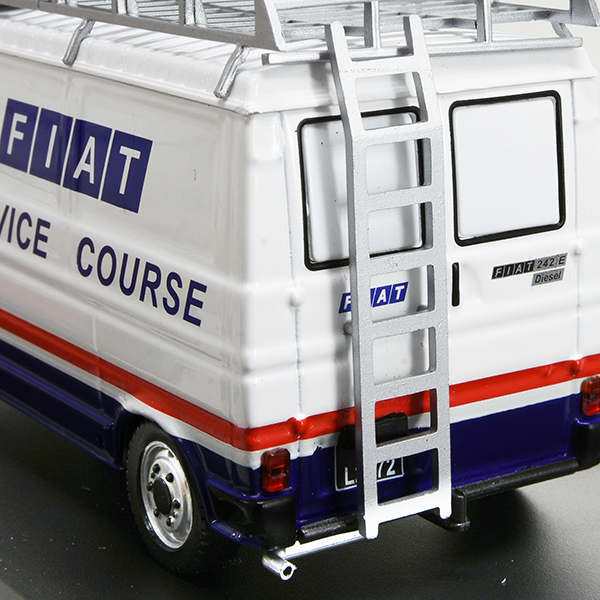 1/43 FIAT 242 Miniature Model-1979-(FIAT FRANCE Service Course)