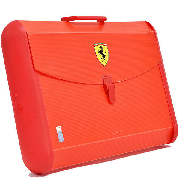 Ferrari純正プラスチックアタッシュケース
