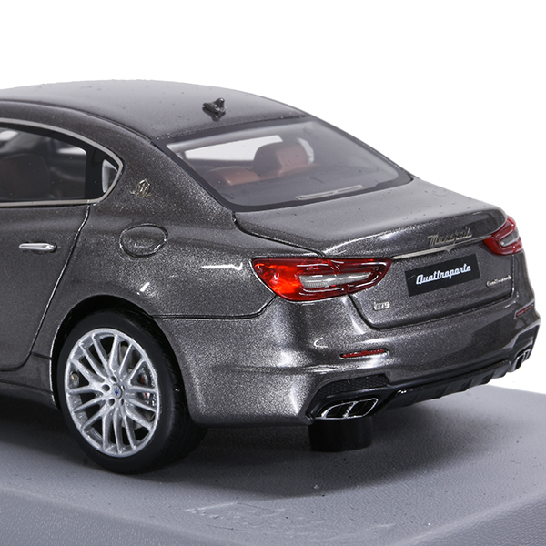 1/43 MASERATI Genuine Quattroporte Gransport 2017 Miniature Model (Grigio Maratea) By BBR