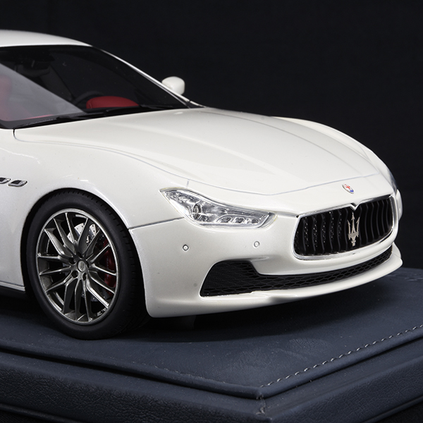 1/18 MASERATI Genuine GhibliMiniature Model By BBR 
