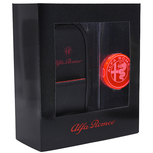 Alfa Romeo Golf Pouch & Marker Set