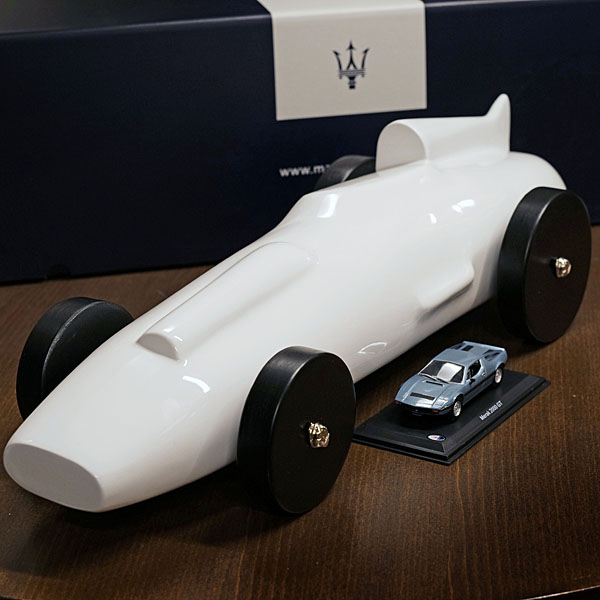 1/8 MASERATI Official M58 Silhouette model object (white)