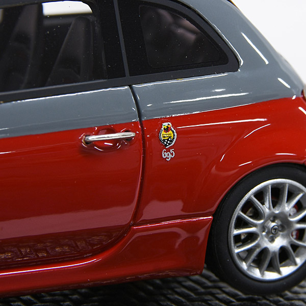 1/43 ABARTH 695 TRIBUTO Ferrari Miniature Model (Bicolor) by BBR