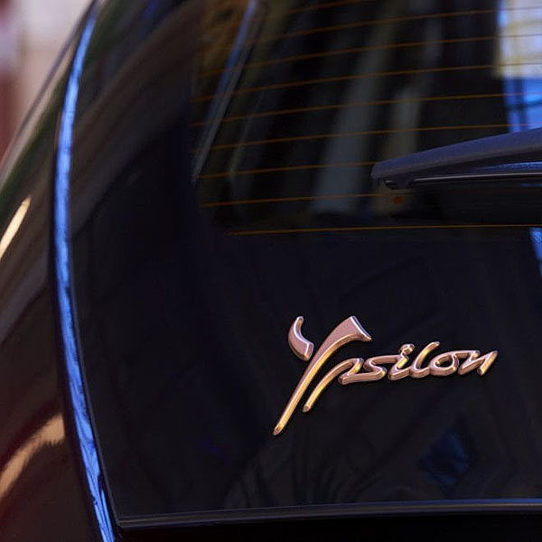 LANCIA Genuine Ypsilon Elefantino Emblem(Nero)