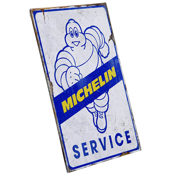 Official MICHELIN magnet