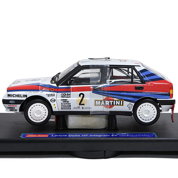 1/18 LANCIA Delta HF Integrale 8V 1988 Rally Argentina Miniature Model