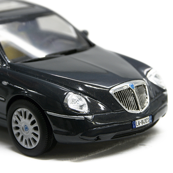 1/43 LANCIA Thesis Miniature Model