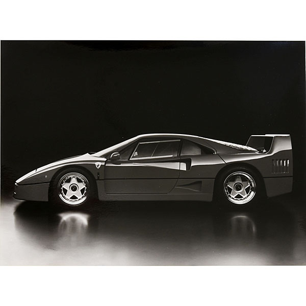 Ferrari F40 Press Kit